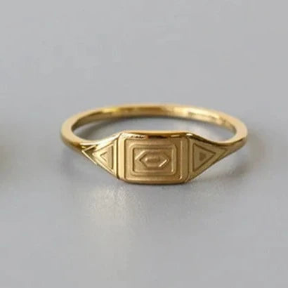 Leonora Ring